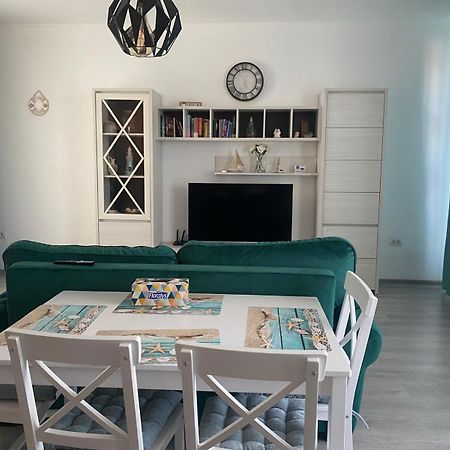 Emi Apartment Mamaia Năvodari Esterno foto
